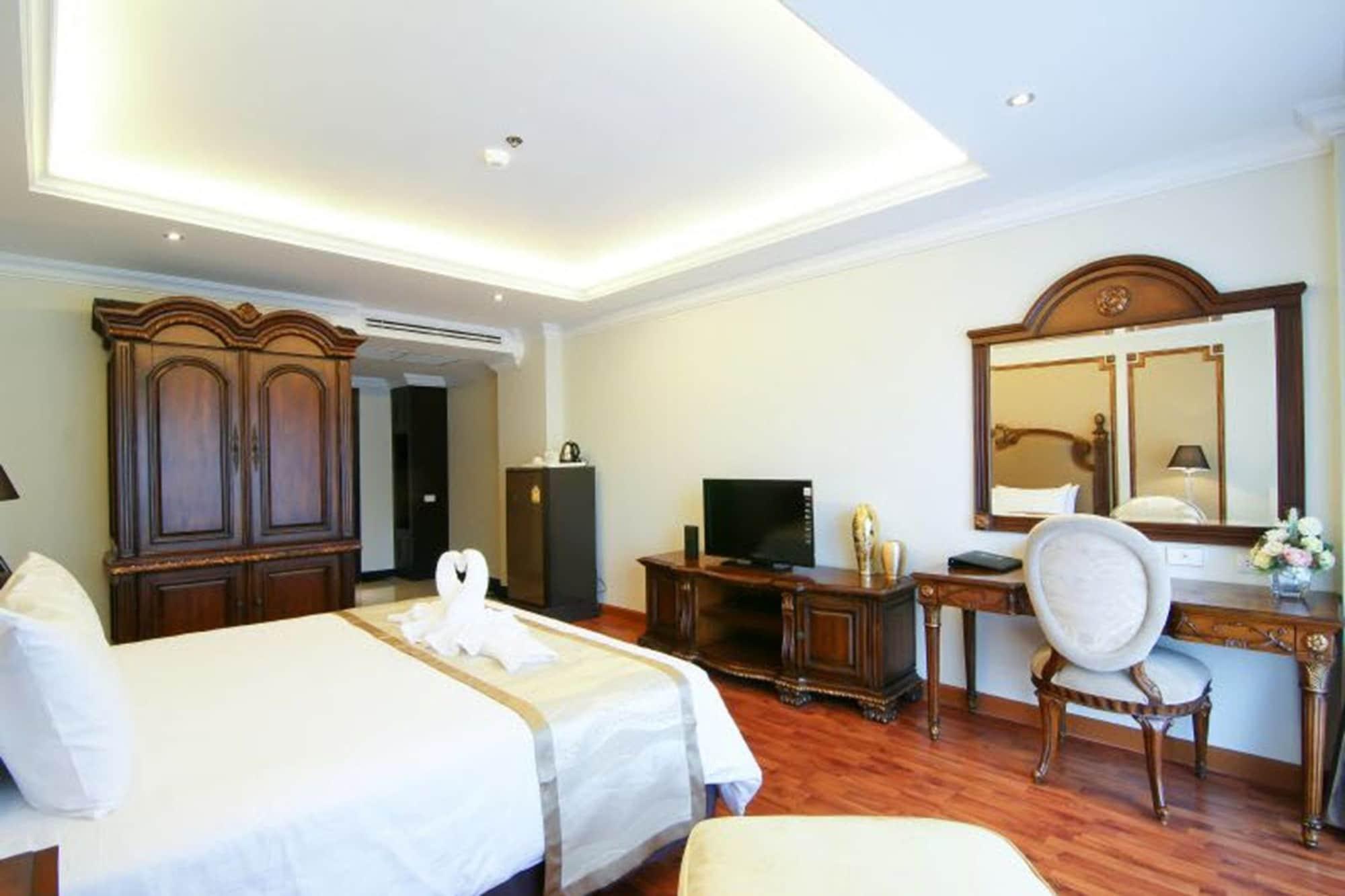 Lk Miracle Suite - Sha Extra Plus Pattaya Exterior photo