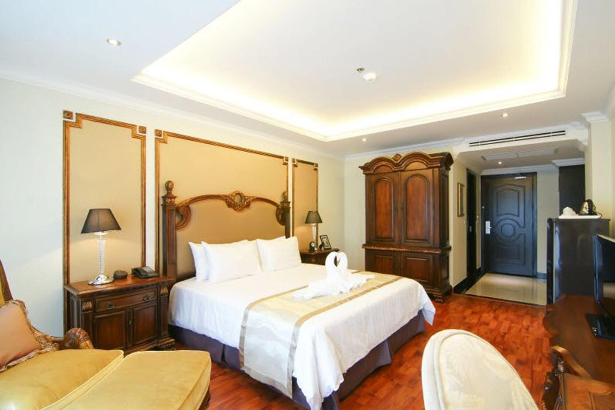 Lk Miracle Suite - Sha Extra Plus Pattaya Exterior photo