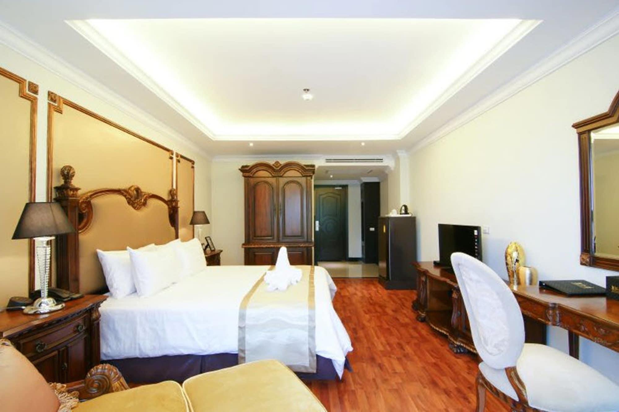 Lk Miracle Suite - Sha Extra Plus Pattaya Exterior photo