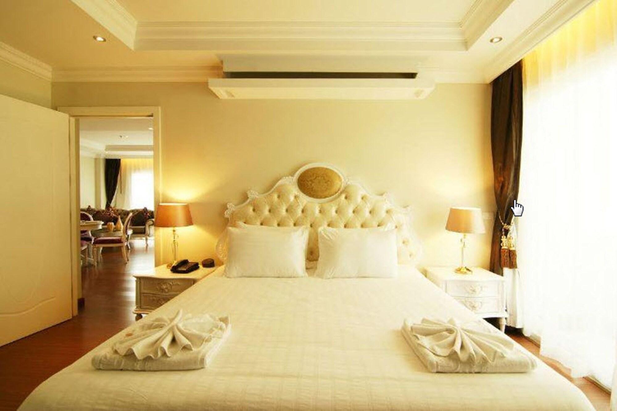 Lk Miracle Suite - Sha Extra Plus Pattaya Exterior photo