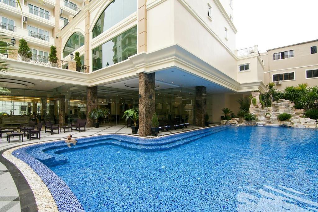 Lk Miracle Suite - Sha Extra Plus Pattaya Exterior photo