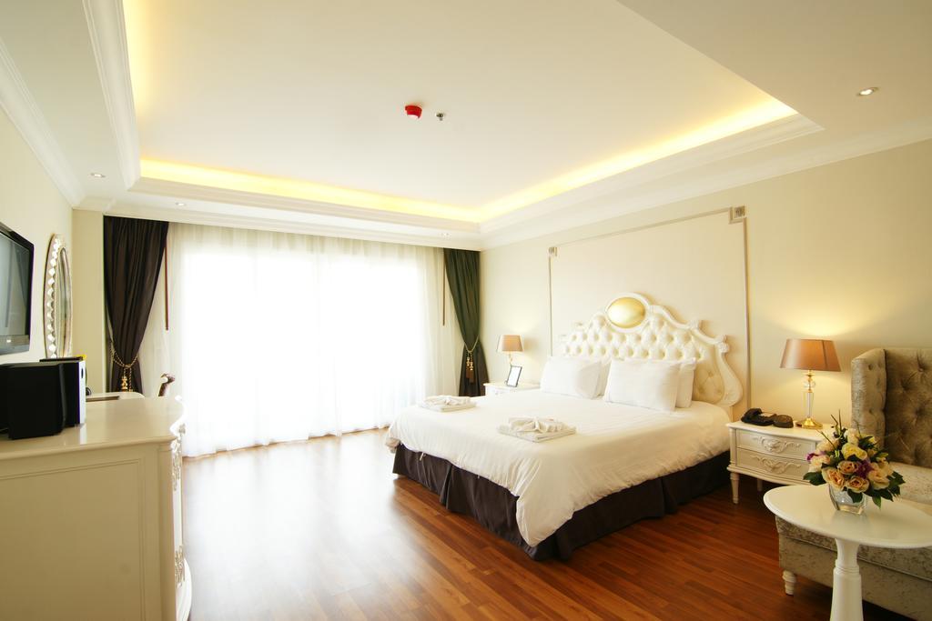 Lk Miracle Suite - Sha Extra Plus Pattaya Exterior photo